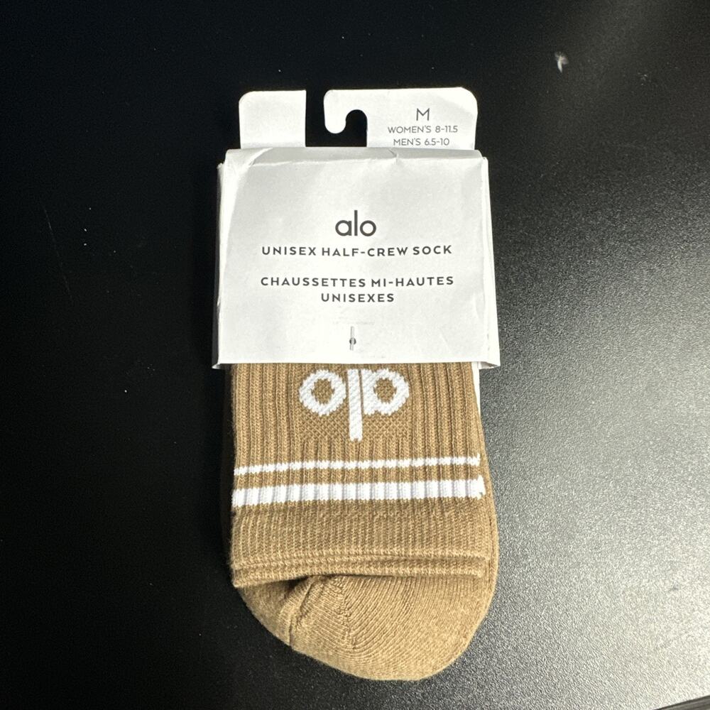 Alo ~ Unisex Half-Crew Socks Brown Size Medíum Women’s 8-11 Mens 6.5-10